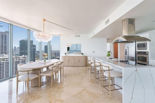 601 NE 36th Street 3112, Miami, FL 33137