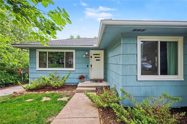8246 Webster Avenue, Kansas City, KS 66109