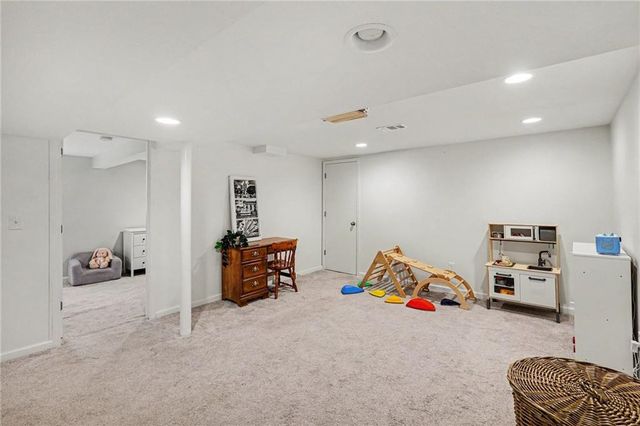 8246 Webster Avenue, Kansas City, KS 66109