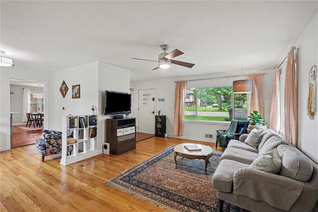 8246 Webster Avenue, Kansas City, KS 66109