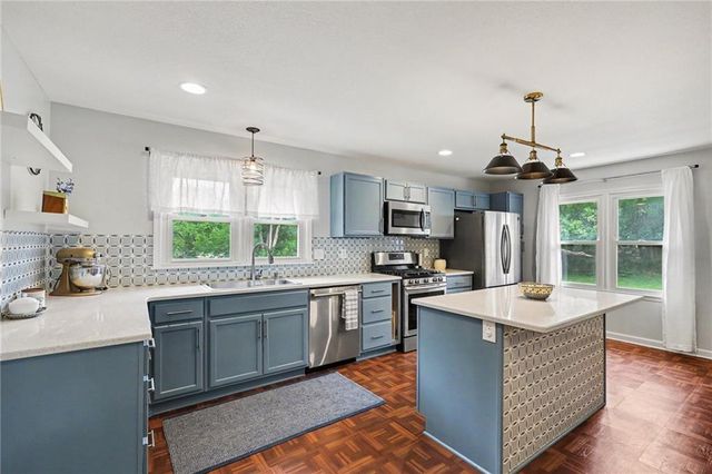 8246 Webster Avenue, Kansas City, KS 66109
