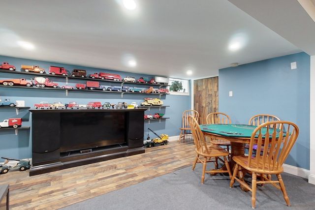 135 Lowell Rd, Pepperell, MA 01463