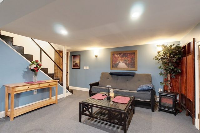 135 Lowell Rd, Pepperell, MA 01463