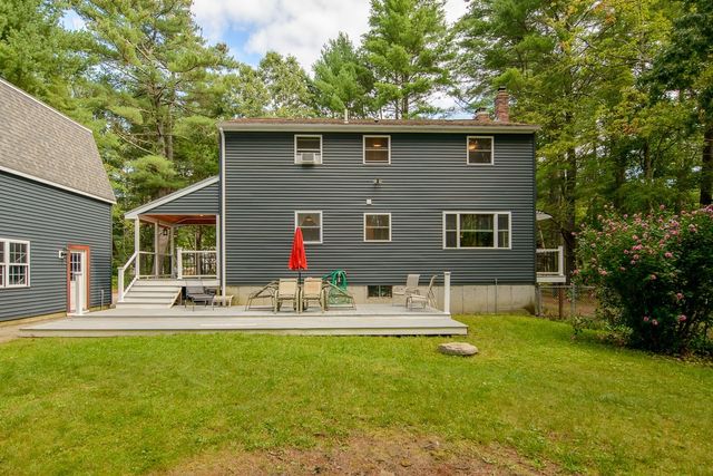 135 Lowell Rd, Pepperell, MA 01463