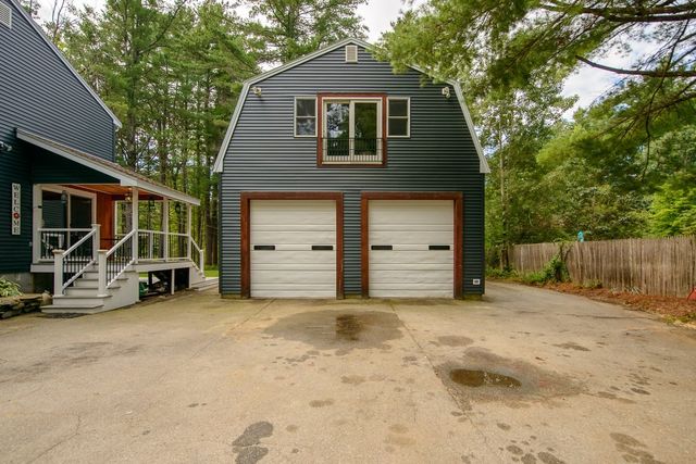 135 Lowell Rd, Pepperell, MA 01463