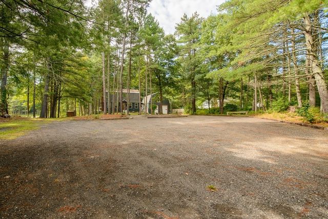135 Lowell Rd, Pepperell, MA 01463