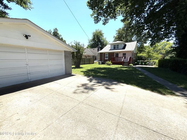 3101 Teal Ave, Louisville, KY 40213
