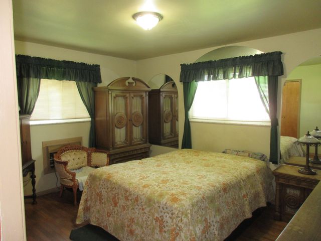 175 Clinton River Drive, Mount Clemens, MI 48043