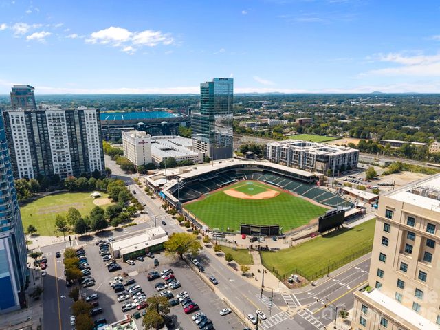 333 W Trade Street 2603, Charlotte, NC 28202