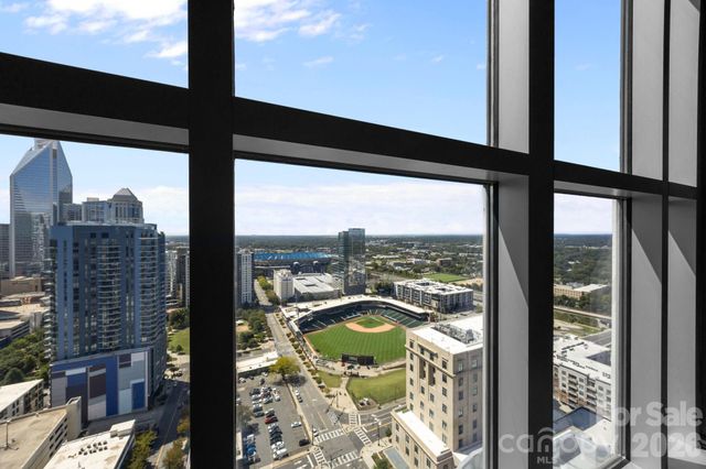 333 W Trade Street 2603, Charlotte, NC 28202