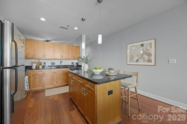 333 W Trade Street 2603, Charlotte, NC 28202