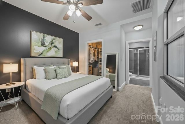 333 W Trade Street 2603, Charlotte, NC 28202