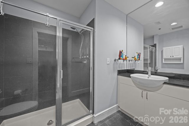 333 W Trade Street 2603, Charlotte, NC 28202