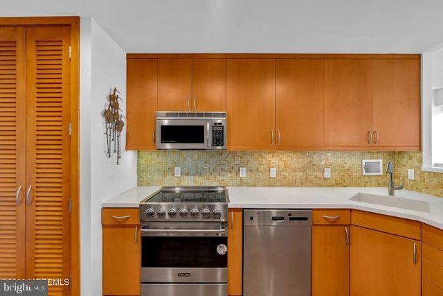 55 OCEAN AVE. #PH A, Monmouth Beach, NJ 07750