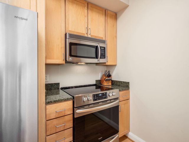 196 S Grant Avenue, 303, Columbus, OH 43215