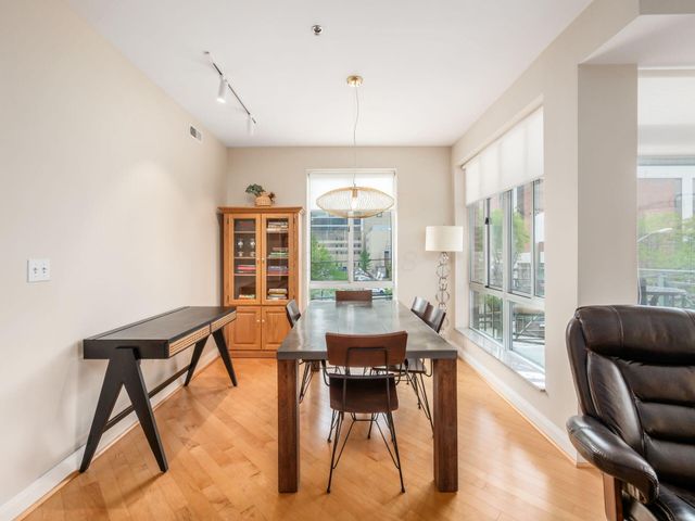 196 S Grant Avenue, 303, Columbus, OH 43215
