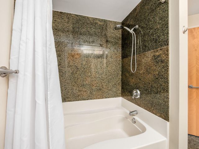 196 S Grant Avenue, 303, Columbus, OH 43215