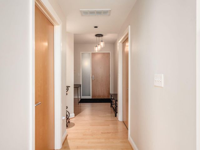 196 S Grant Avenue, 303, Columbus, OH 43215