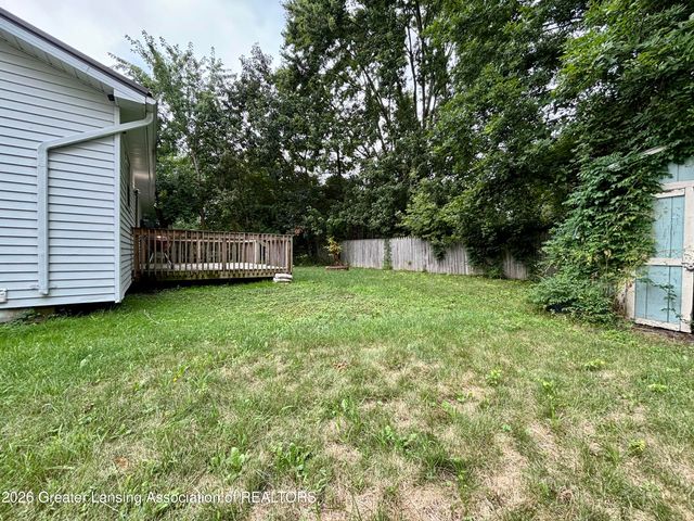 2916 Viking Street, Lansing, MI 48911