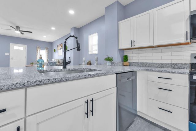 172 E Woodrow Avenue, Columbus, OH 43207