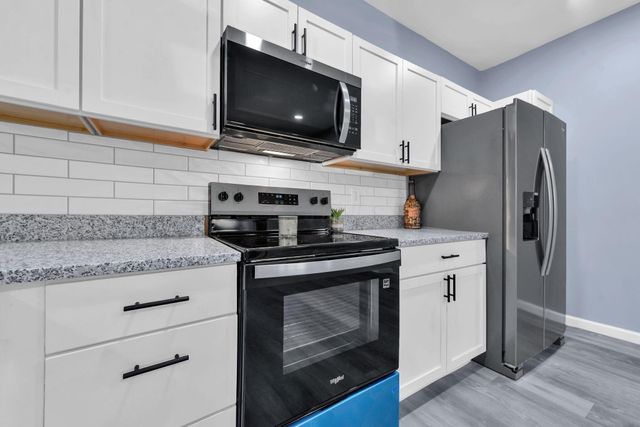 172 E Woodrow Avenue, Columbus, OH 43207