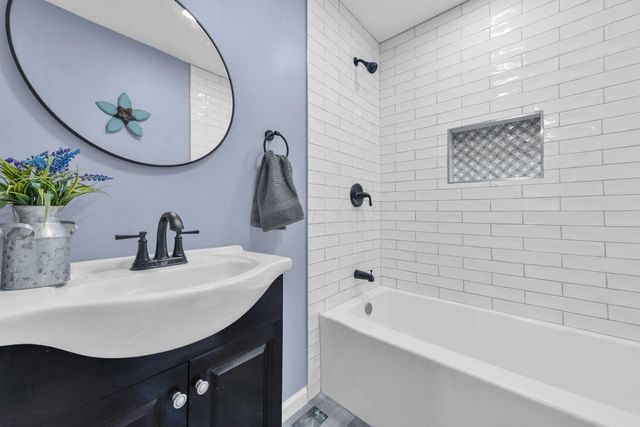 172 E Woodrow Avenue, Columbus, OH 43207