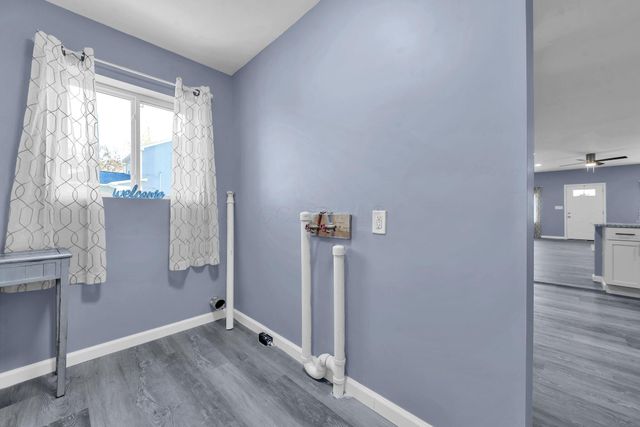 172 E Woodrow Avenue, Columbus, OH 43207