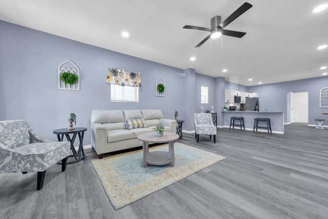 172 E Woodrow Avenue, Columbus, OH 43207