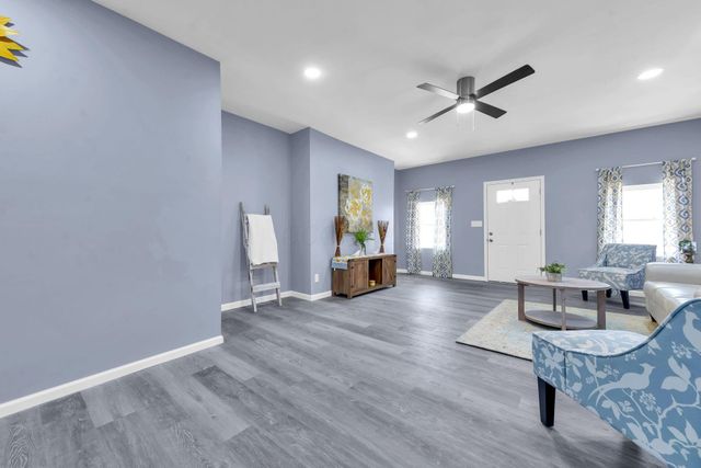 172 E Woodrow Avenue, Columbus, OH 43207