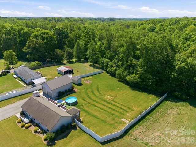 470 Westen Acres Drive, Kannapolis, NC 28081