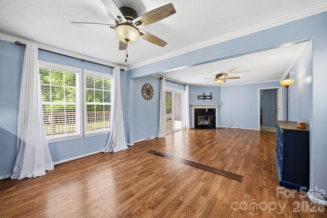 470 Westen Acres Drive, Kannapolis, NC 28081