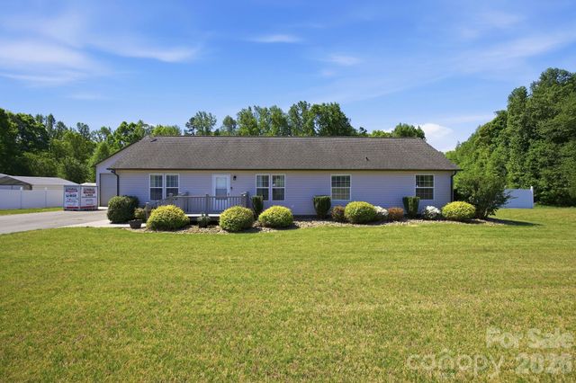 470 Westen Acres Drive, Kannapolis, NC 28081