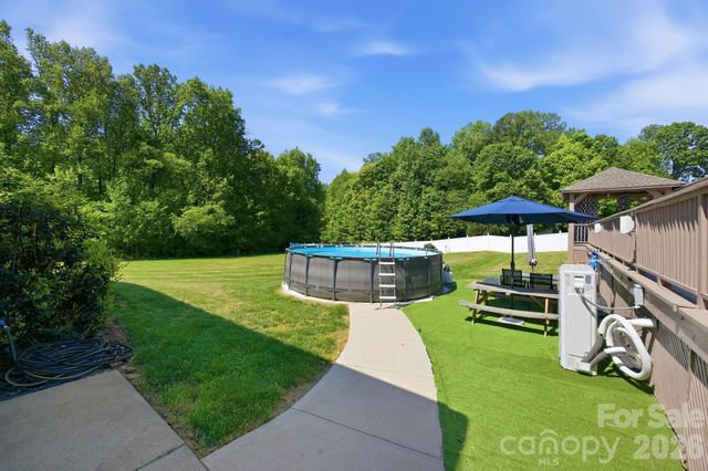 470 Westen Acres Drive, Kannapolis, NC 28081