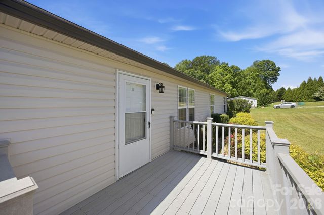 470 Westen Acres Drive, Kannapolis, NC 28081