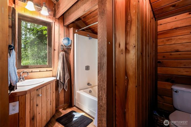 128 White Point Road, Friday Harbor, WA 98250