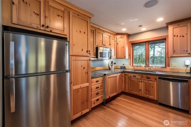 128 White Point Road, Friday Harbor, WA 98250