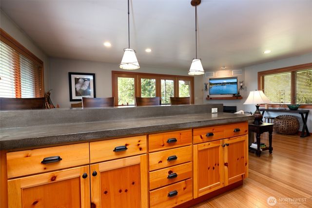 128 White Point Road, Friday Harbor, WA 98250