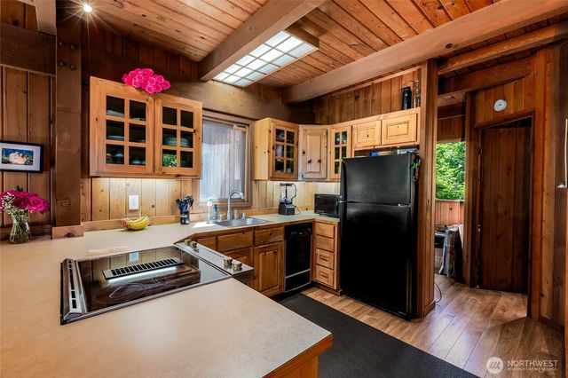 128 White Point Road, Friday Harbor, WA 98250