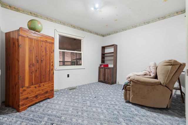 16120 Mountain Spring Road, Abingdon, VA 24210