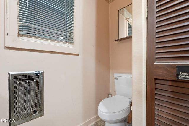 16120 Mountain Spring Road, Abingdon, VA 24210