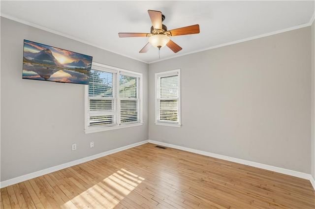 5600 Topping Avenue, Kansas City, MO 64129