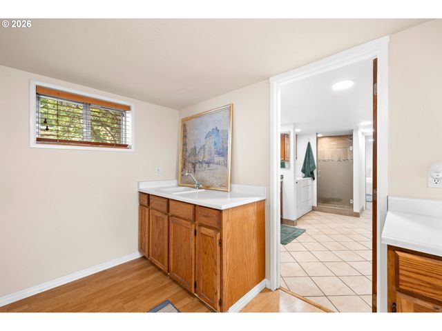 1727 N WINCHELL St, Portland, OR 97217