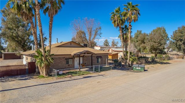 8893 S Calle Del Media, Mohave Valley, AZ 86440