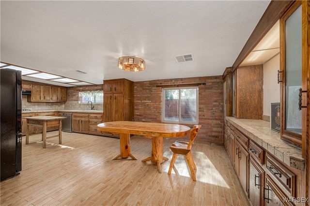 8893 S Calle Del Media, Mohave Valley, AZ 86440