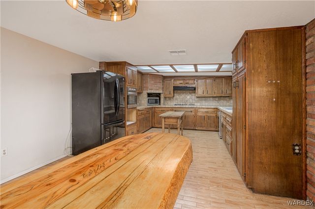 8893 S Calle Del Media, Mohave Valley, AZ 86440