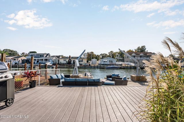1931 Seaman Court, Toms River, NJ 08753