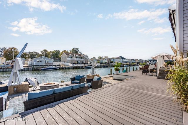 1931 Seaman Court, Toms River, NJ 08753