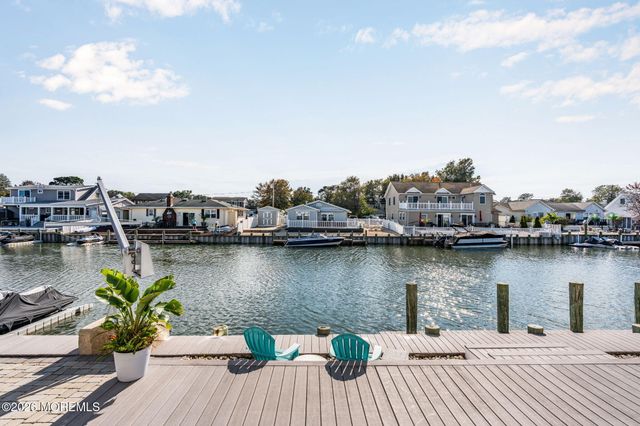 1931 Seaman Court, Toms River, NJ 08753
