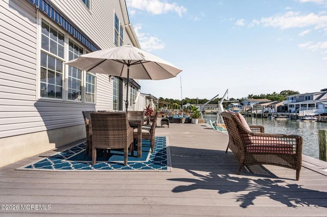 1931 Seaman Court, Toms River, NJ 08753