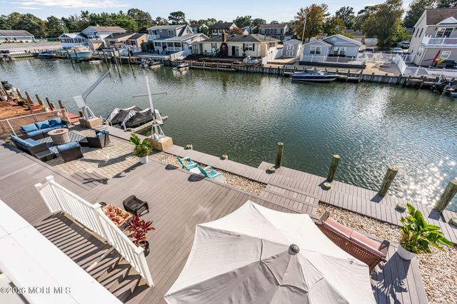 1931 Seaman Court, Toms River, NJ 08753